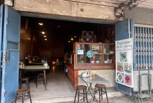 Bangkok: Nang Lerng Market Food Tour by Riverboat