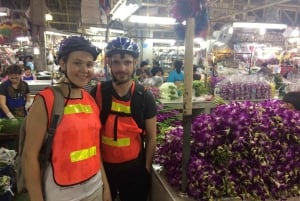 Bangkok: Nächtliche Fahrradtour und Abendessen
