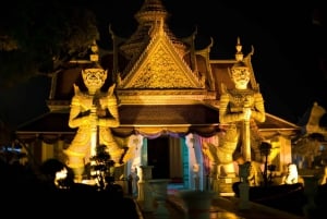 Bangkokissa: Temple & Flower Market vierailu