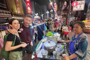 Bangkok Night Food Tour By Tuk-Tuk