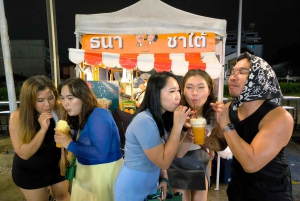 Bangkok: nocny targ – piesza wycieczka kulinarna z przewodnikiem