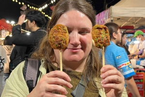 バンコク：ナイトマーケットのガイド付きウォーキンググルメツアーをご案内します