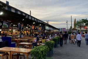 Bangkok: tour serale del mercato notturno con cena Michelin