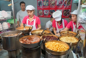 Bangkok: nocna wycieczka kulinarna Michelin w Chinatown – ponad 15 degustacji