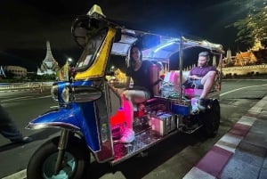 Bangkok Night Tour: Mat, tempel og tuk-tuk