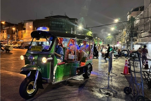 Bangkok Night Tour: Mat, tempel og tuk-tuk