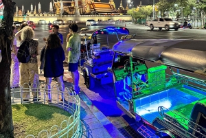 Bangkok Night Tour: Mat, tempel og tuk-tuk