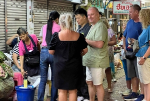 Bangkok Night Tour: Mat, tempel og tuk-tuk