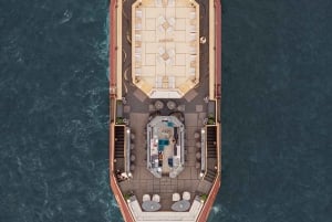 Bangkok: Okura Cruise - paseo en barco con cena japonesa de lujo