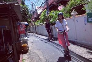 Bangkok : Old City Guided E-Scooter &/or Bike Tour