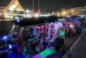 Bangkok: Madsmagning i den gamle bydel Tuk Tuk-tur om natten