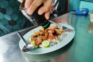 Bangkok: Old Town Street Food Tour by Tuk-Tuk with Tastings