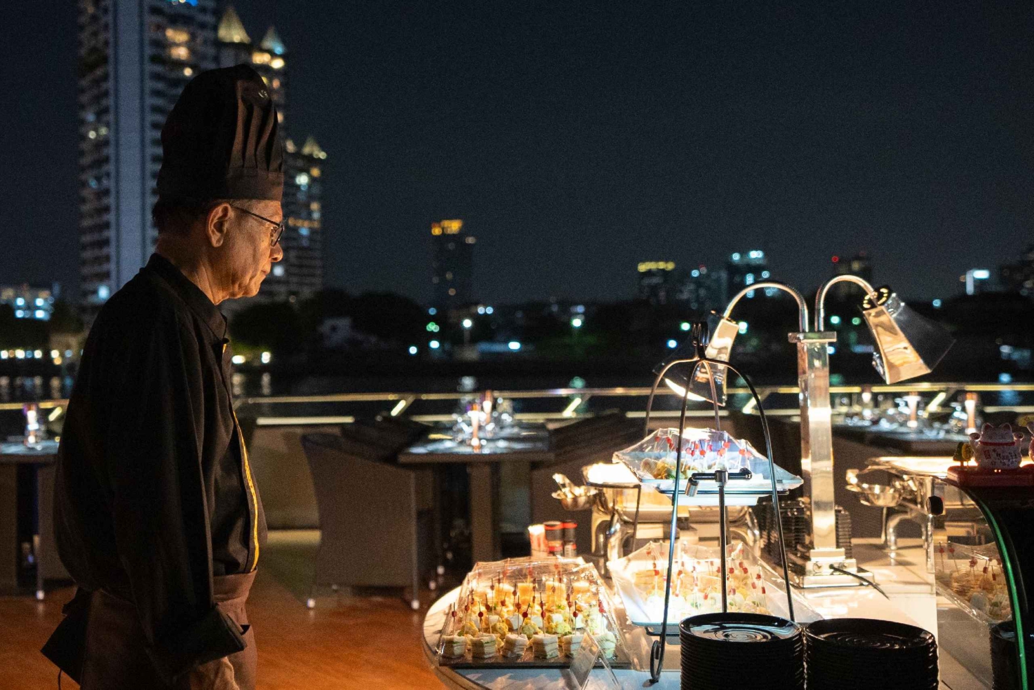 Bangkok: crucero de lujo con cena Opulence y traslado desde el hotel