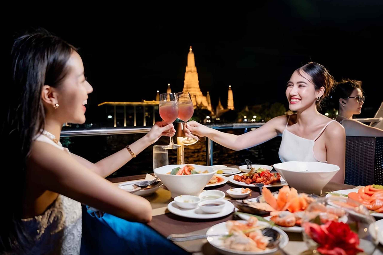 Bangkok: Opulence Luxury River Dinner Cruise med liveband