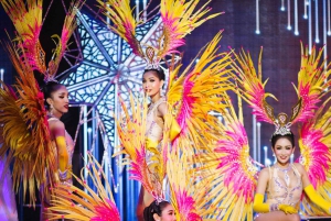 Abholung in Bangkok & Pattaya: Abendliches Heiligtum & Alcazar-Show