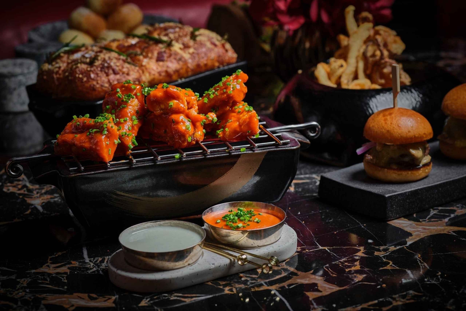 Bangkok: Penthouse Bar+Grill na dachu w Park Hyatt, poziom 36