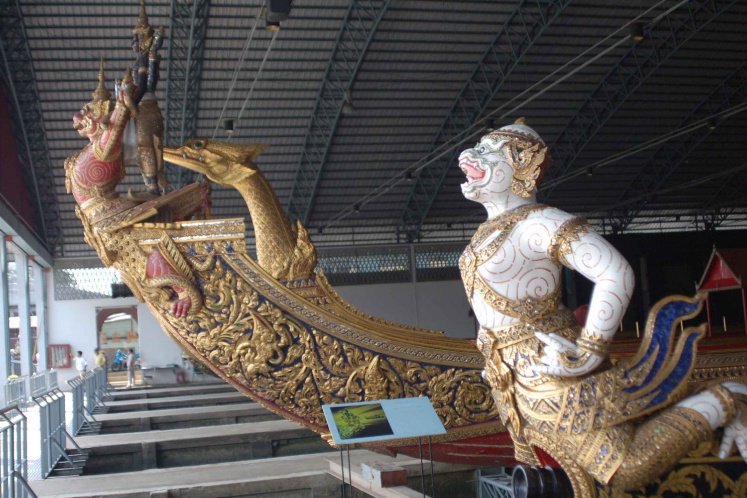 Bangkok: Grand Palace, Thai dance & Fun street walk Private