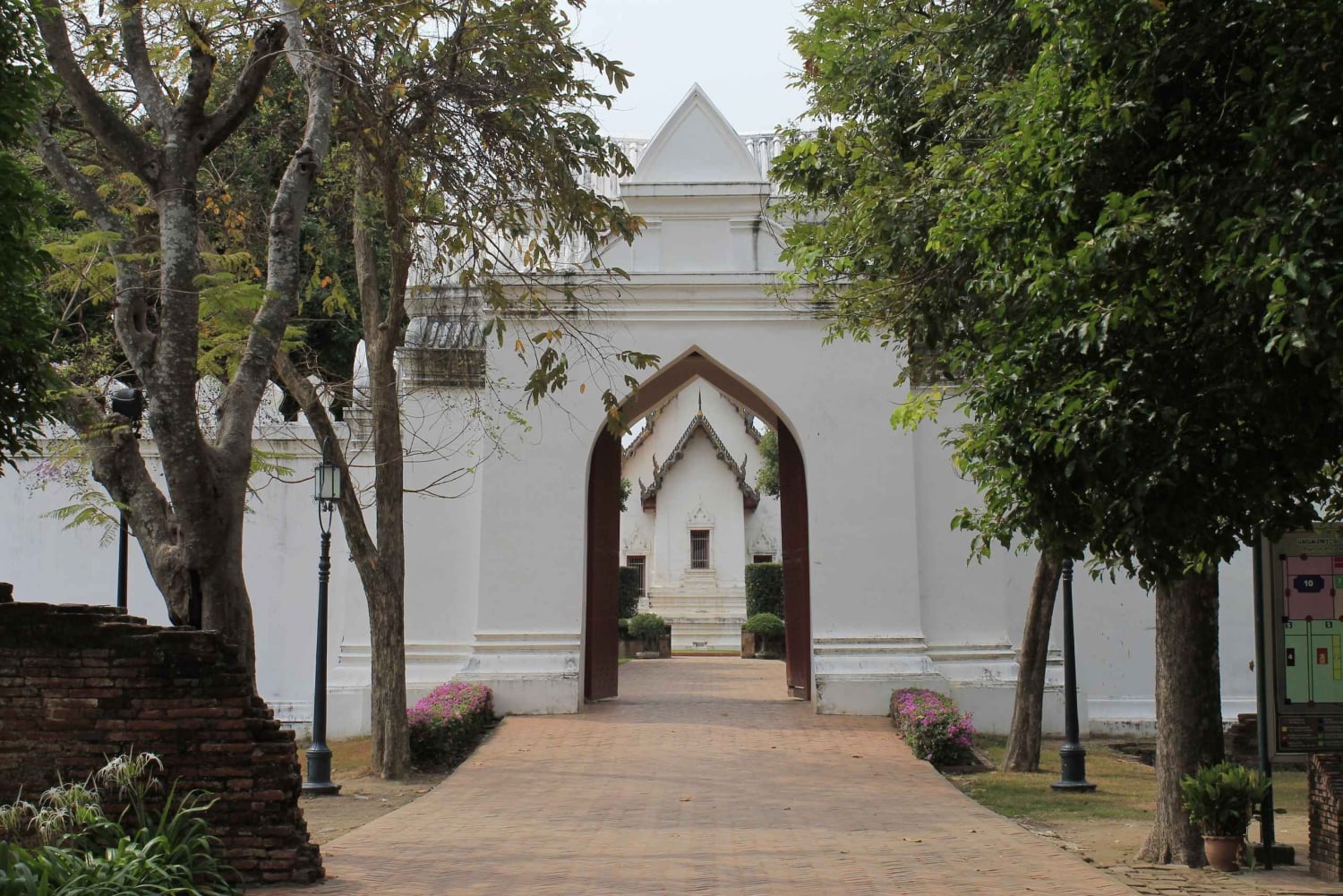 Bangkok: Wypożycz prywatny samochód do miasta małp Lopburi