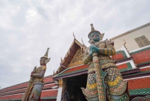 Bangkok: Private City Highlights Tour with Guide