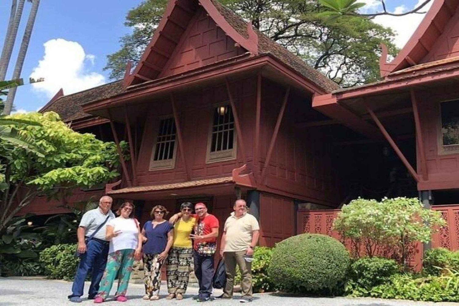 Bangkok: Private custom tour with a local guide