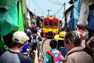 Bangkok: experiência privada no mercado flutuante e no mercado ferroviário