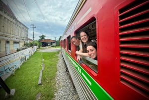Bangkok: experiência privada no mercado flutuante e no mercado ferroviário