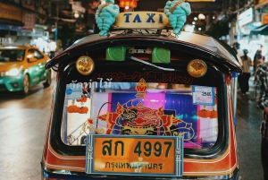 Bangkok: Tour privato in barca, tour notturno in Tuk-Tuk, barca sul fiume e ristoranti