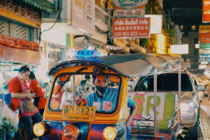 Bangkok: Tour privato in barca, tour notturno in Tuk-Tuk, barca sul fiume e ristoranti