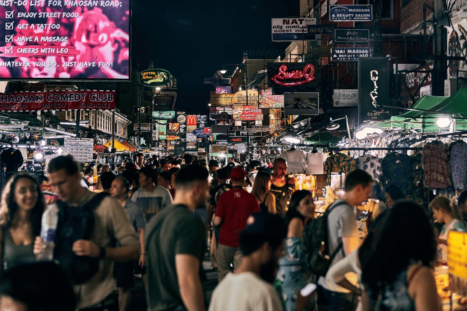 Bangkok : visite nocturne privée en tuk-tuk avec guide touristique en direct