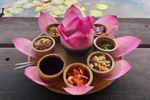 Бангкок: однодневная экскурсия на рынок Красного Лотоса и в древний Аюттайю