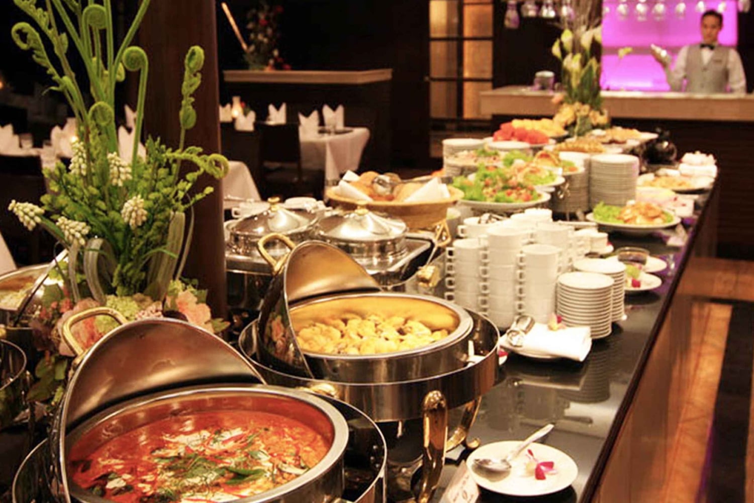 Bangkok: River Dinner Cruise på Chao Phraya Princess