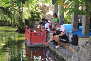 Bangkok: Riverside E-Scooter Adventure with StreetFood Snack