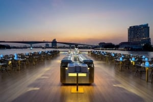 Bangkok: Crociera con cena sul fiume Chao Phraya del Royal Galaxy