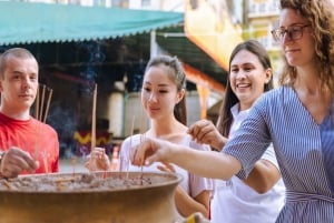 La experiencia icónica del Barrio Chino de Bangkok: Sitios y bocados callejeros