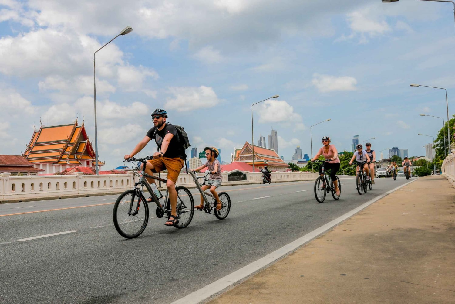 Bangkok’s Past with Local Taste Tour by Bike and Boat