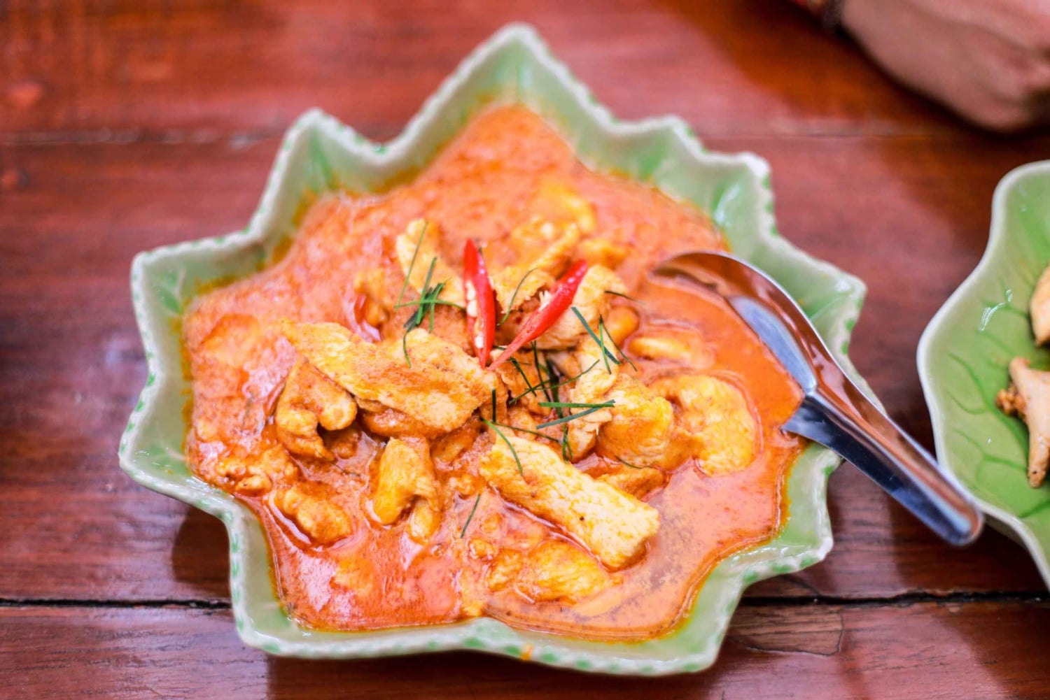 Bangkok’s Past with Local Taste Tour by Bike and Boat