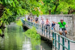 Bangkok’s Past with Local Taste Tour by Bike and Boat