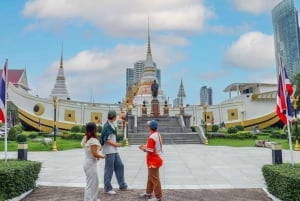 Bangkok: Sacred Temples & China Town Private Guided Tour