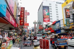 Bangkok: Sacred Temples & China Town Private Guided Tour