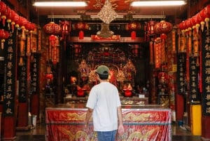 Bangkok: Sacred Temples & China Town Private Guided Tour