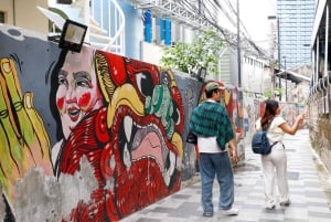 Bangkok: Sacred Temples & China Town Private Guided Tour