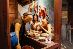 Bangkok: Sacred Temples & China Town Private Guided Tour