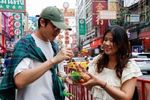 Bangkok: Sacred Temples & China Town Private Guided Tour