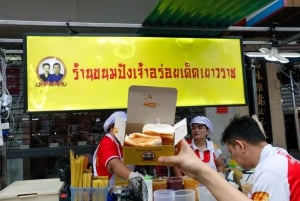 Bangkok: Sacred Temples & China Town Private Guided Tour