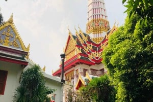 Bangkok: Ve Treinta Lugares de Interés. Guía local divertida