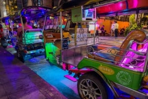 バンコク:ソイ・カウボーイ、ナナ、ソイ11、ルーフトップ、クラブ&ゴーゴー