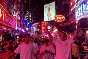 Bangkok : Soi Cowboy, Nana, Soi 11, Rooftops, Clubs & Go Go's
