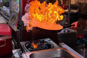 Bangkok: Street Food Tour in China town