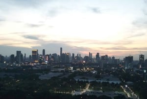 Bangkok al tramonto: rooftop bar, street food e tour dei bar nascosti