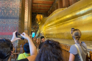 Bangkok: tour por el casco antiguo en tuk tuk y visita a un templo